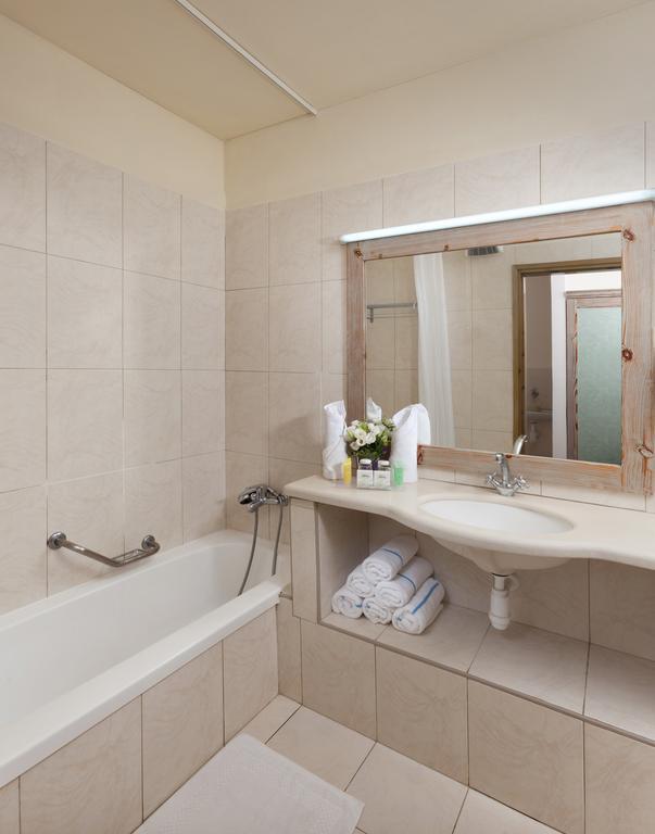 Nir Etzion Resort Ein Hod エクステリア 写真