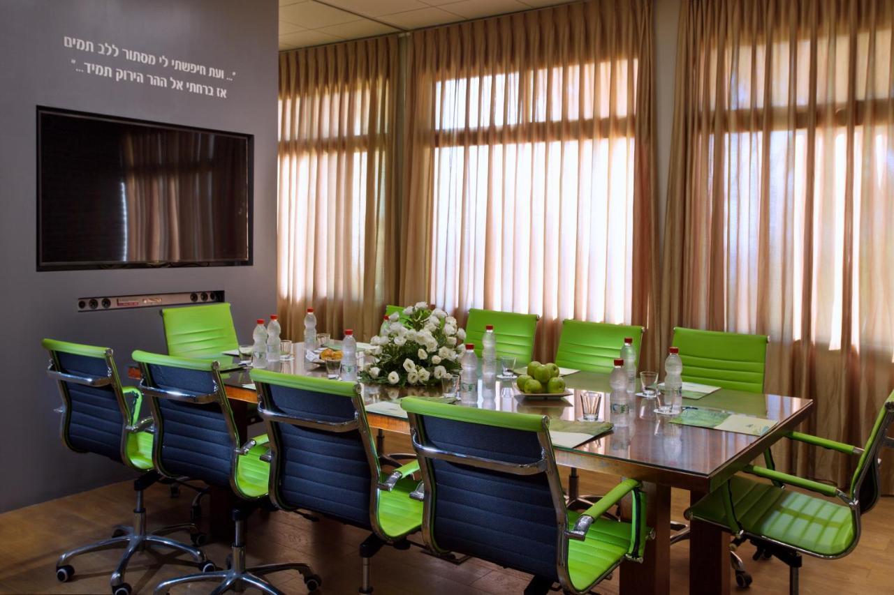Nir Etzion Resort Ein Hod エクステリア 写真
